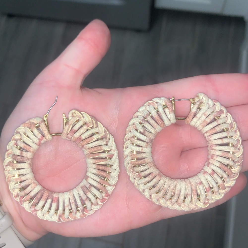Woven Hoop Earrings in Cream and Gold